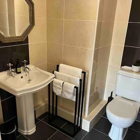 Hillcrest Lodge, Private On Lough Corrib, Oughterard *