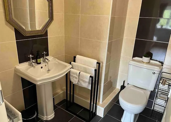 Hillcrest Lodge, Private On Lough Corrib, Oughterard *